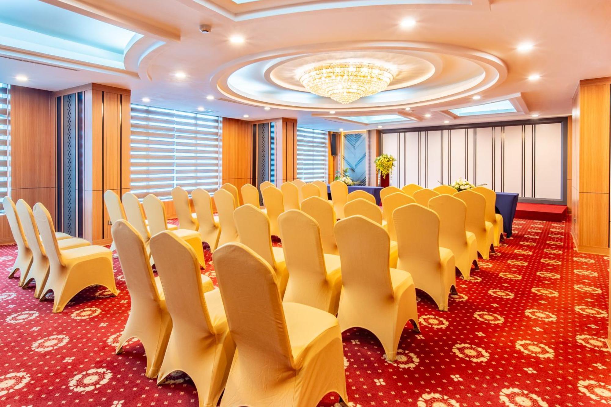 Muong Thanh Grand Hanoi Hotel Экстерьер фото